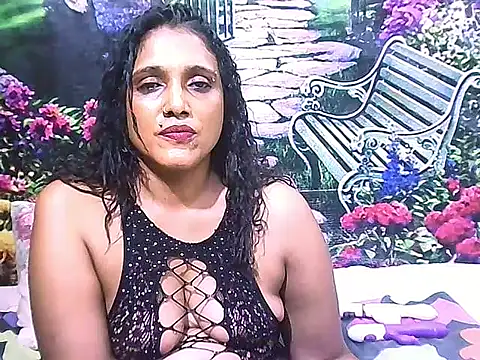 IndianSexyLady20のライブXXXチャット