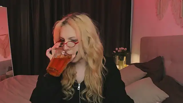 عرض كام Tiffany__King