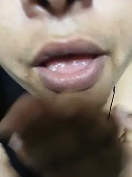 Sexy_khushi19のウェブカメラショー