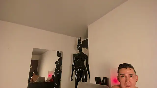 CRISTHIAN_WOLF1 Pertunjukan Webcam