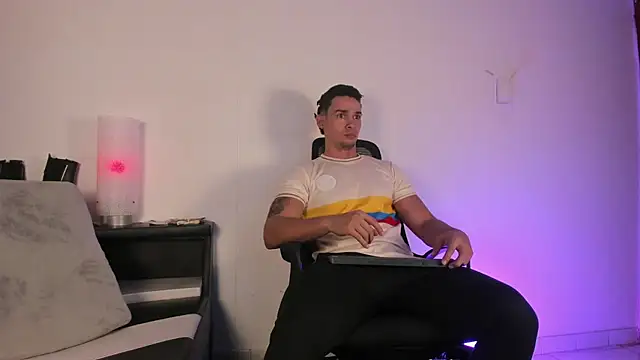 CRISTHIAN_WOLF1's Webcam Show