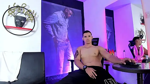 הופעת וובקאם של CRISTHIAN_WOLF1