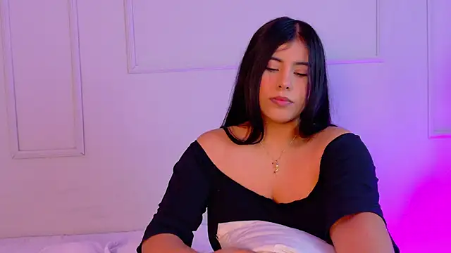 VioletBloomm Chat XXX in diretta