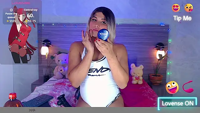Sophia_Valentina Webcam show