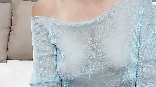 AyvaCarter 网络视讯表演