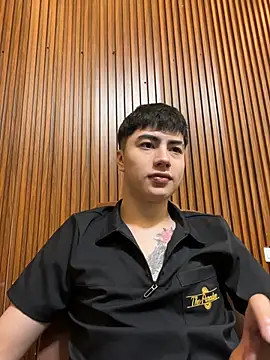 عرض كام Daxonblace