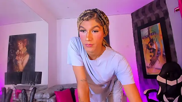 Ciara_HotTs Pertunjukan Webcam