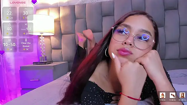 Chat XXX ao vivo de CarolineFyre