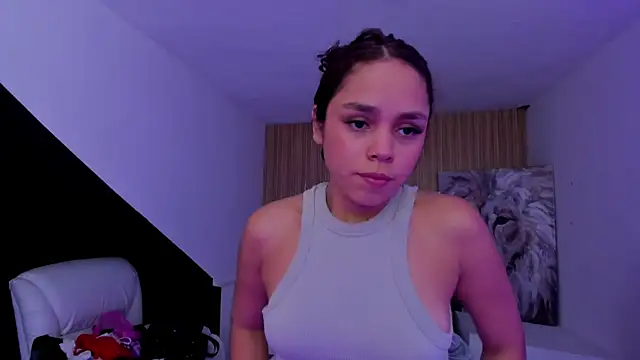 CarolineFyre Chat XXX in diretta