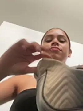 Chat XXX ao vivo de CarolineFyre
