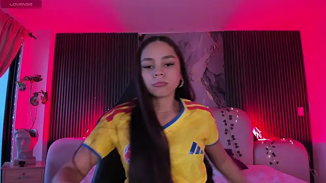 CarolineFyre Live XXX-chat