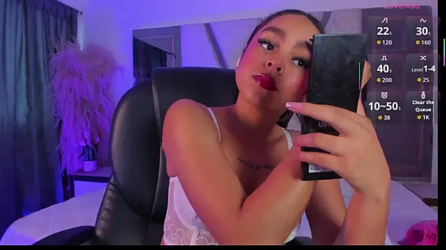 CarolineFyre – Naživo XXX chat