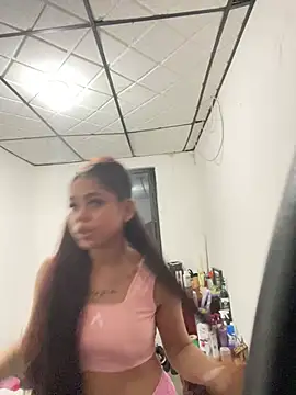 CarolineFyre Chat XXX in diretta