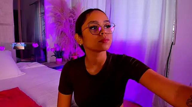 CarolineFyre – Live XXX-chat
