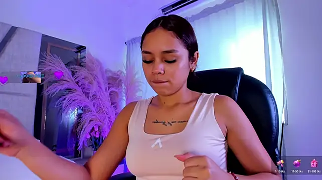 CarolineFyre – webcam-show