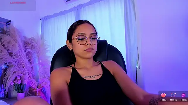عرض كام CarolineFyre