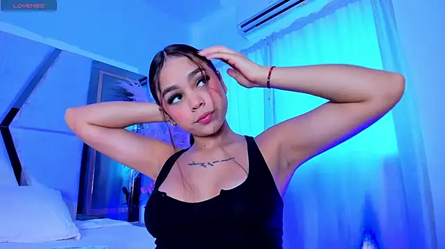 CarolineFyre's Webcam Show