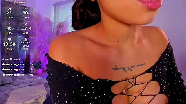 دردشة CarolineFyre الجنسية المباشرة