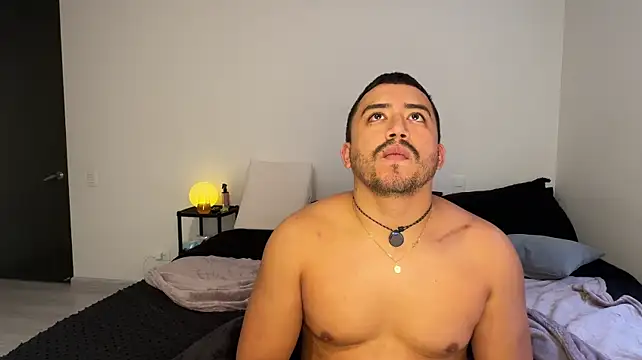Pertunjukan Kamera Web Sofii_n_Diego