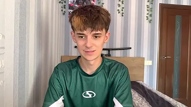 yoursexykun webcam show