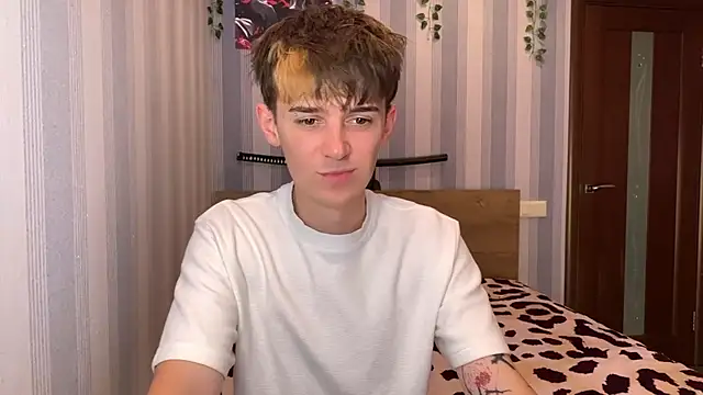 yoursexykun webcam show