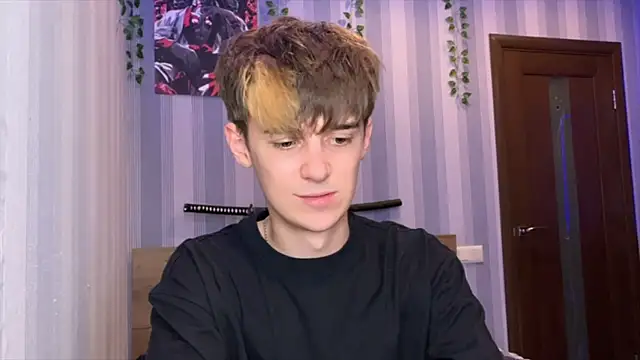 yoursexykun webcam show