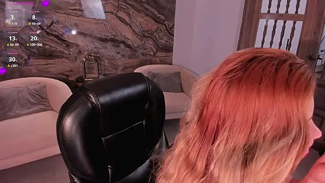 KyomiVelvet Show in webcam