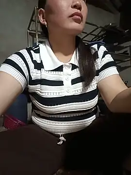 baby_112233's Webcam Show