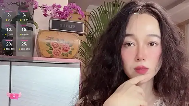 Luna168- Chat XXX live