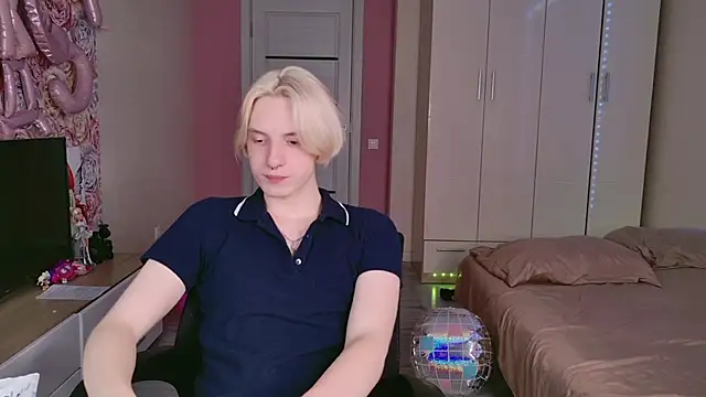 Ron_Vilss Adlı Modelin Web Kamerası Şovu