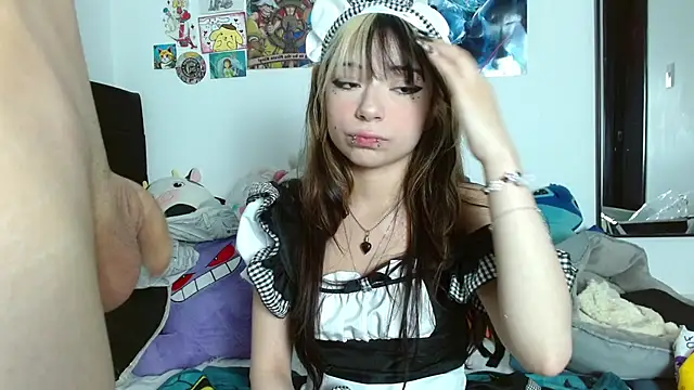 Show modela denjireze na web-kameri