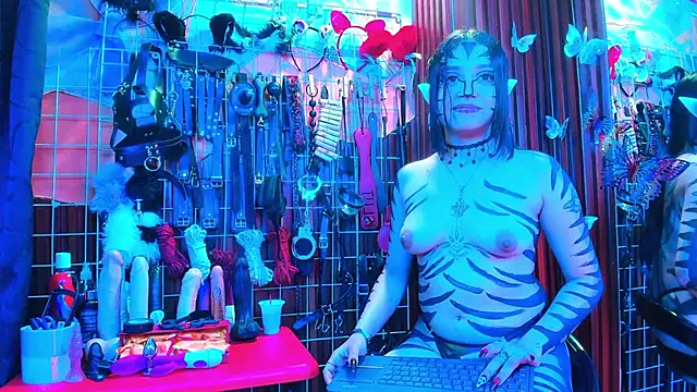 โชว์เว็บแคมของ mhannia_bdsm303av