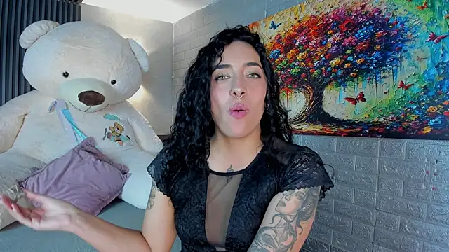 Magic_ivone Chat XXX in diretta