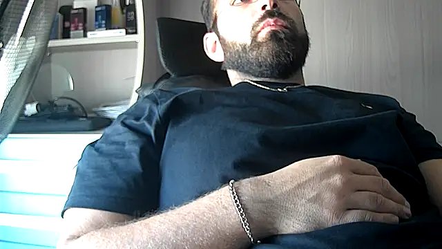 no-name15 webkamerás műsora