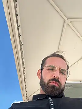 no-name15 Show in webcam