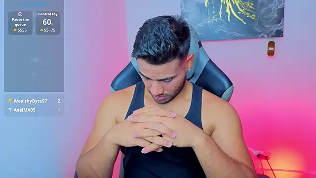 AndresRodriguez1 Adlı Modelin Canlı XXX Sohbeti