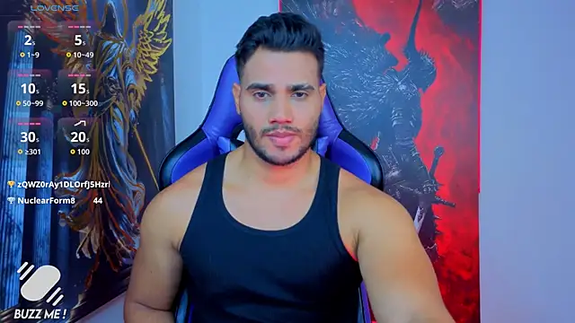 Show modela AndresRodriguez1 na web-kameri