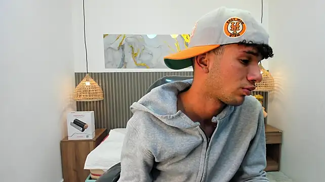 عرض كام JDWhite18