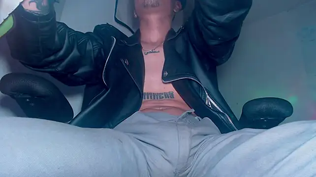 theskateboy webcam show