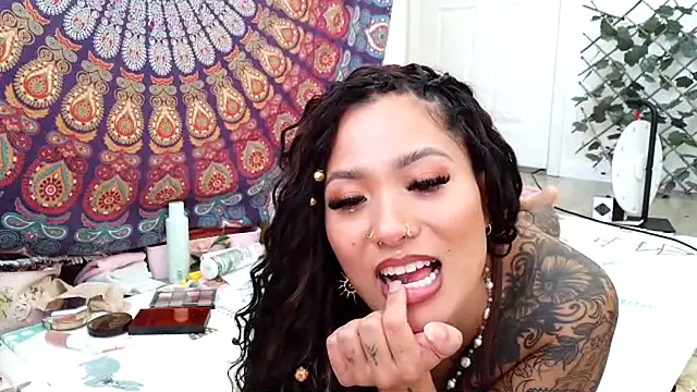 maciixbby 在線直播表演