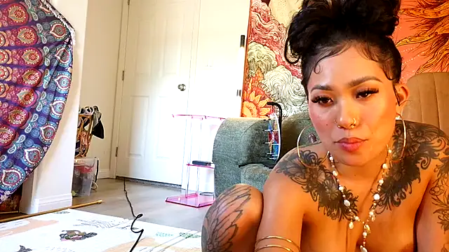 maciixbby XXX чат на живо