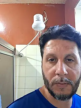 CasadoHetero: διαδικτυακό σόου στην κάμερα
