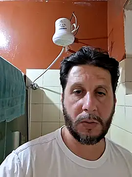 CasadoHetero Show in webcam
