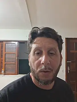 Meu_Pain Webbikameraesitys
