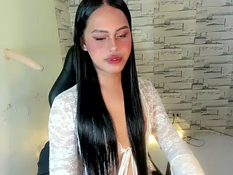 ThanyaBrown Pertunjukan Webcam