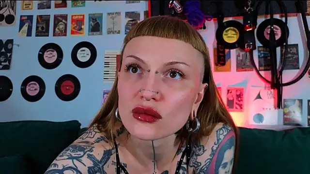 umytoy's Live XXX Chat
