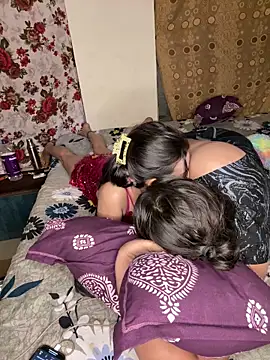 Вебкам-шоу torchermachine