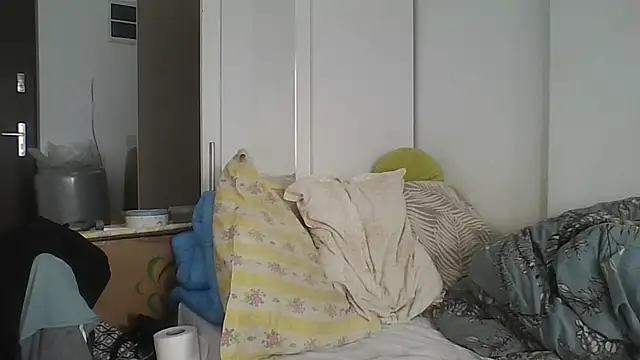 vitalik66679's Webcam Show