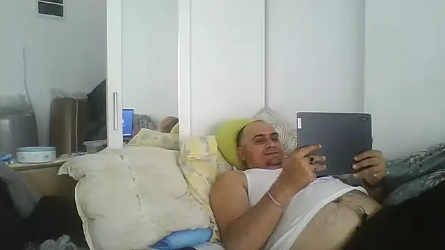 הופעת וובקאם של vitalik66679