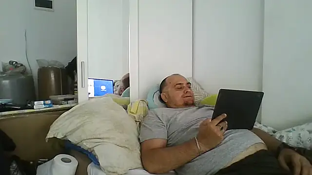 vitalik66679's Webcam Show